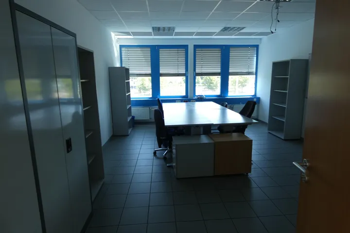Rauminhalt Hinweis: ohne Position 1383, ohne Lista-Schrank